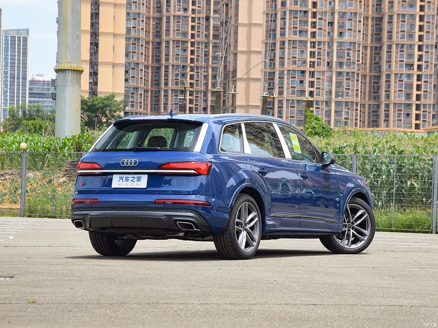 奥迪(进口) 奥迪q7 2024款 45 tfsi quattro s line运动型