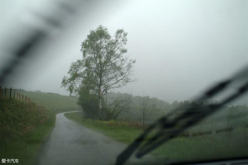 雨刷维护保养